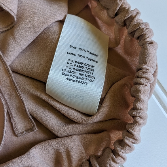 Aritzia Wilfred Eleanora Blouse Cropped off the shoulder Top - Picture 5 of 12